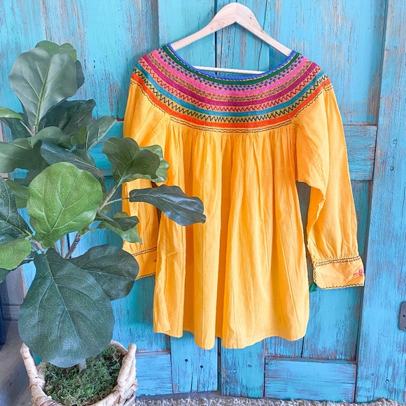 KAAY Boutique Tops - Mexican Embroidered Jalisco Blouse